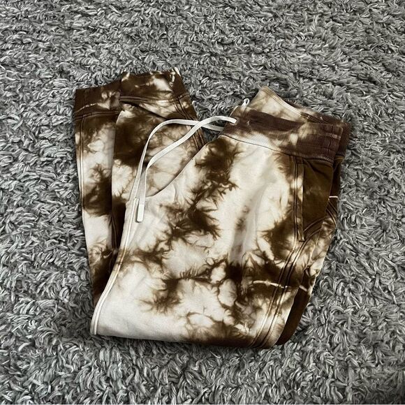 Lululemon Warm Down Jogger *7/8 Length size 6 - Picture 1 of 3